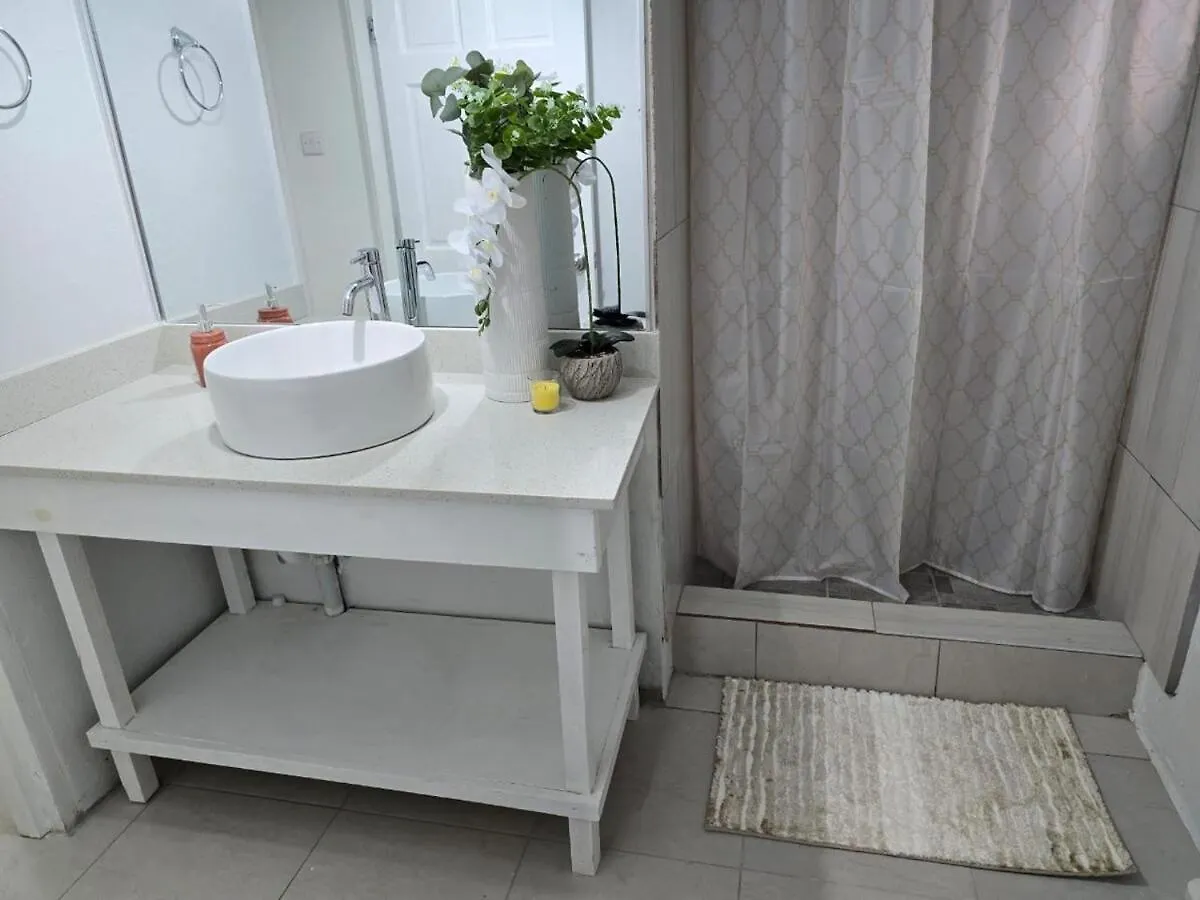 Daire Cozy & Cute Beach Apt Rodney Bay Saint Lucia